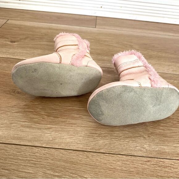 Pink Infant Moccasin Booties Suede Leather 6-12 Months - Picture 7 of 8